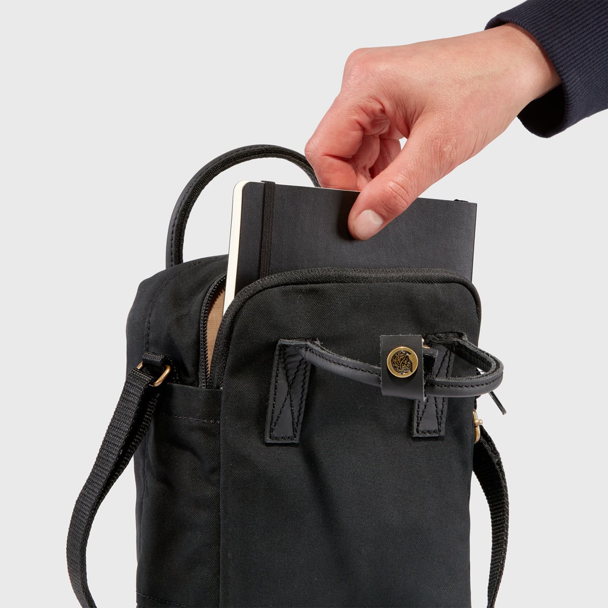 K?nken No. 2 Black Sling - Image 7